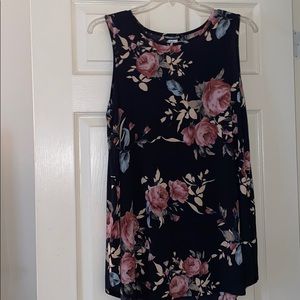 BNWT Black Floral Sleeveless Top Size 2x